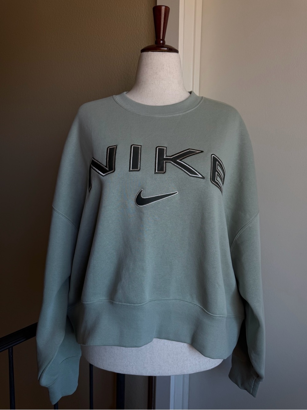 Nike Fleece Oversized Crop Pullover